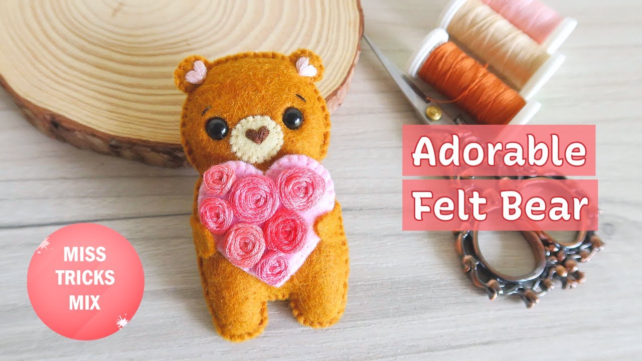 Adorable Felt Bear Plush | Valentine Craft | Felt Craft #feltcrafts #plush #sewing