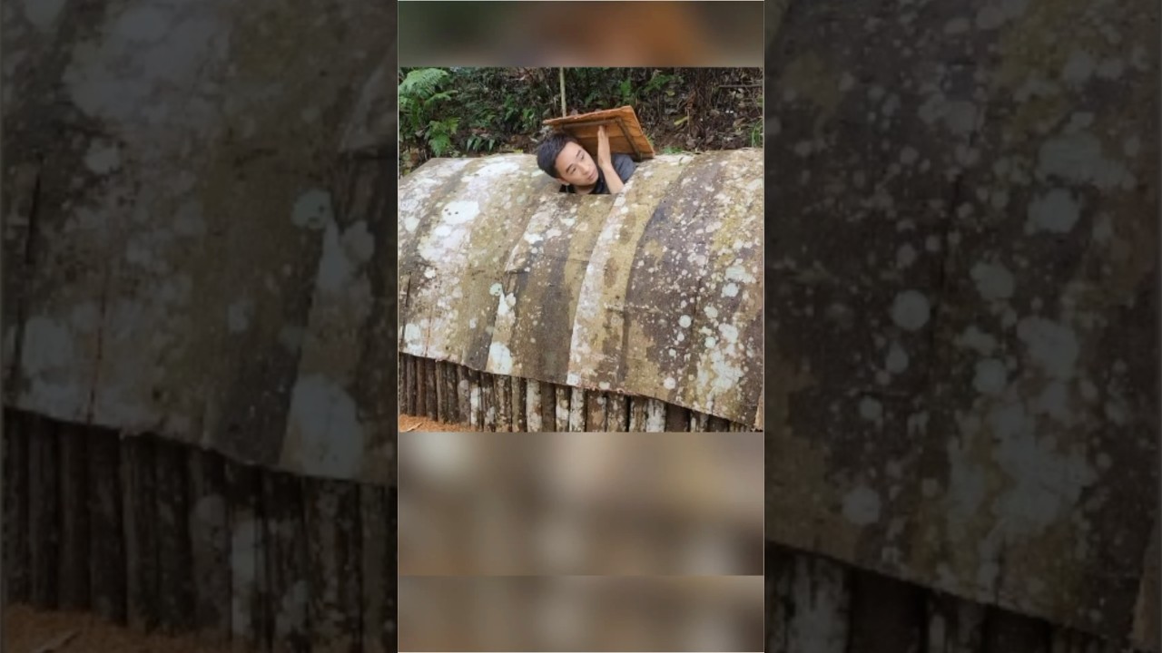 Create a safe shelter to survive in the forest #camping #campingfire #survivalcamp #bushcraft #build