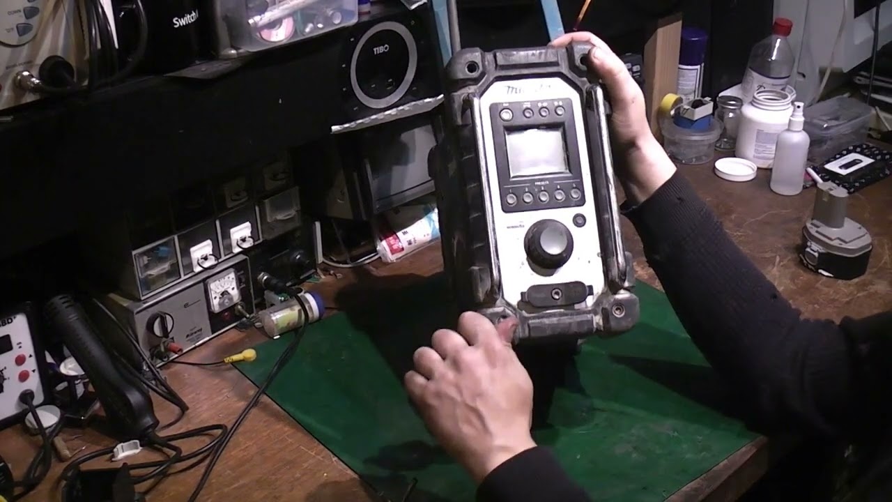 Makita MBR102 site radio repair (multiple faults)