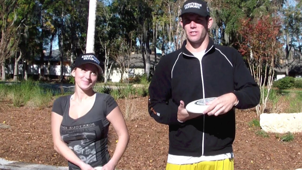 AllisonNYC Learns Backhand Throw | Everything Ultimate