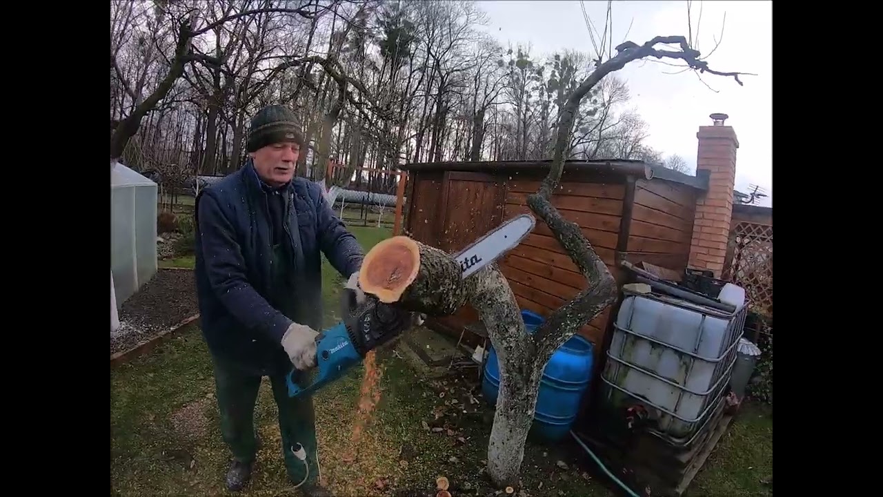 PILARKA ELEKTRYCZNA MAKITA 2000W