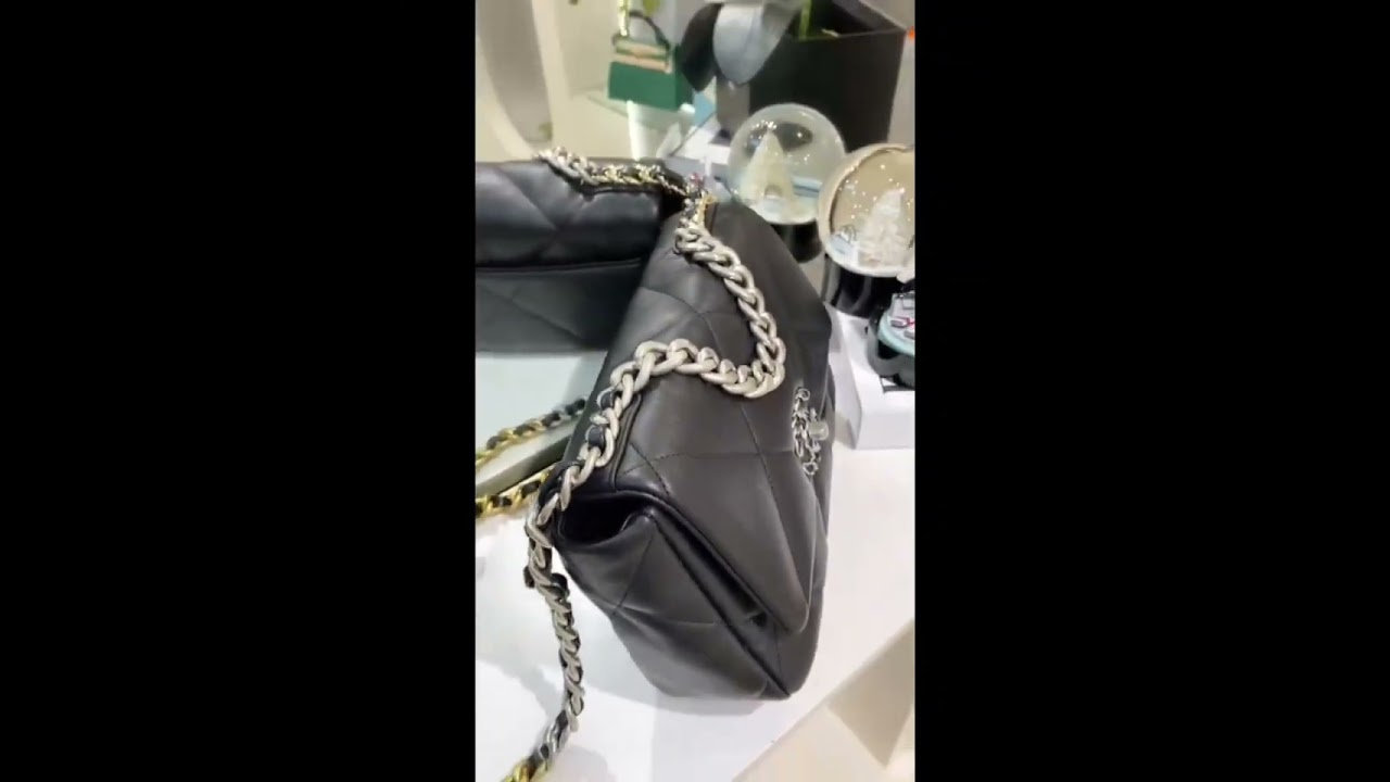 Chanel Flap 19 Bag: The Epitome of Modern Elegance