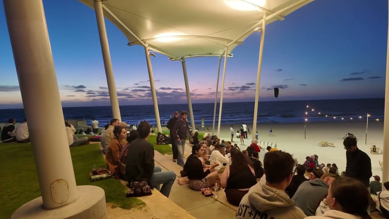Free event alert I  Perth’s BEST Summer Outing: Why Scarborough Sunset Markets Are PURE MAGIC 🌅🍻