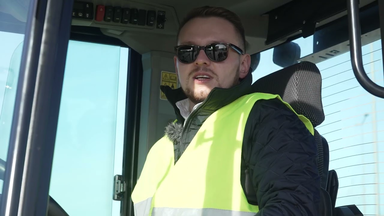 Ładowarka kołowa Cat 908 Nowej Generacji