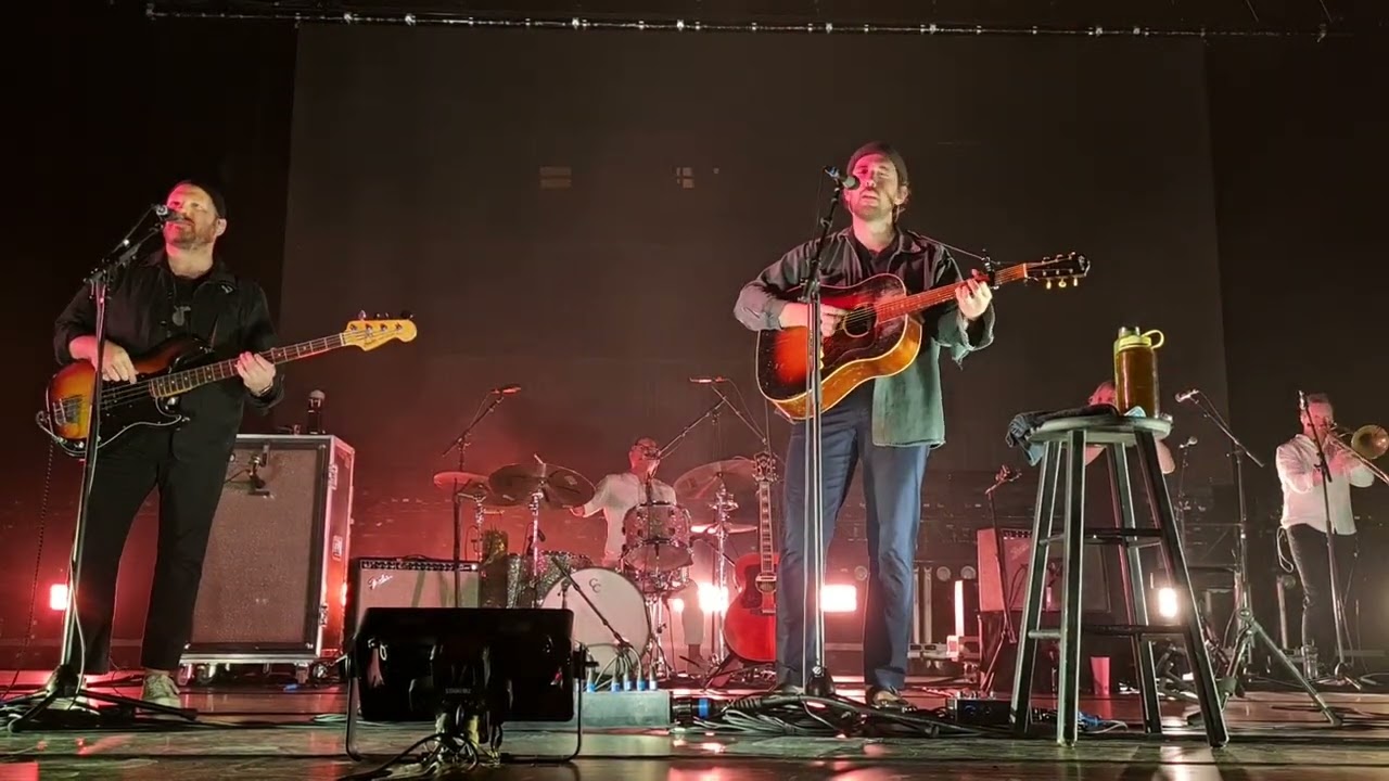 Fleet Foxes - Phoenix(Big Red Machine cover),live at Salle Pleyel, Paris, France, 5th September 2022