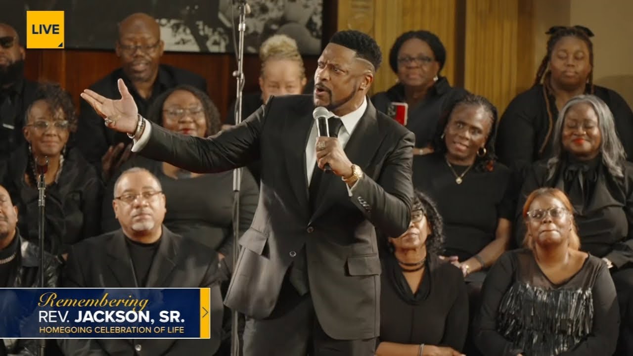 Comedian Chris Tucker honors Rev. Jesse Jackson at Rainbow PUSH HQ