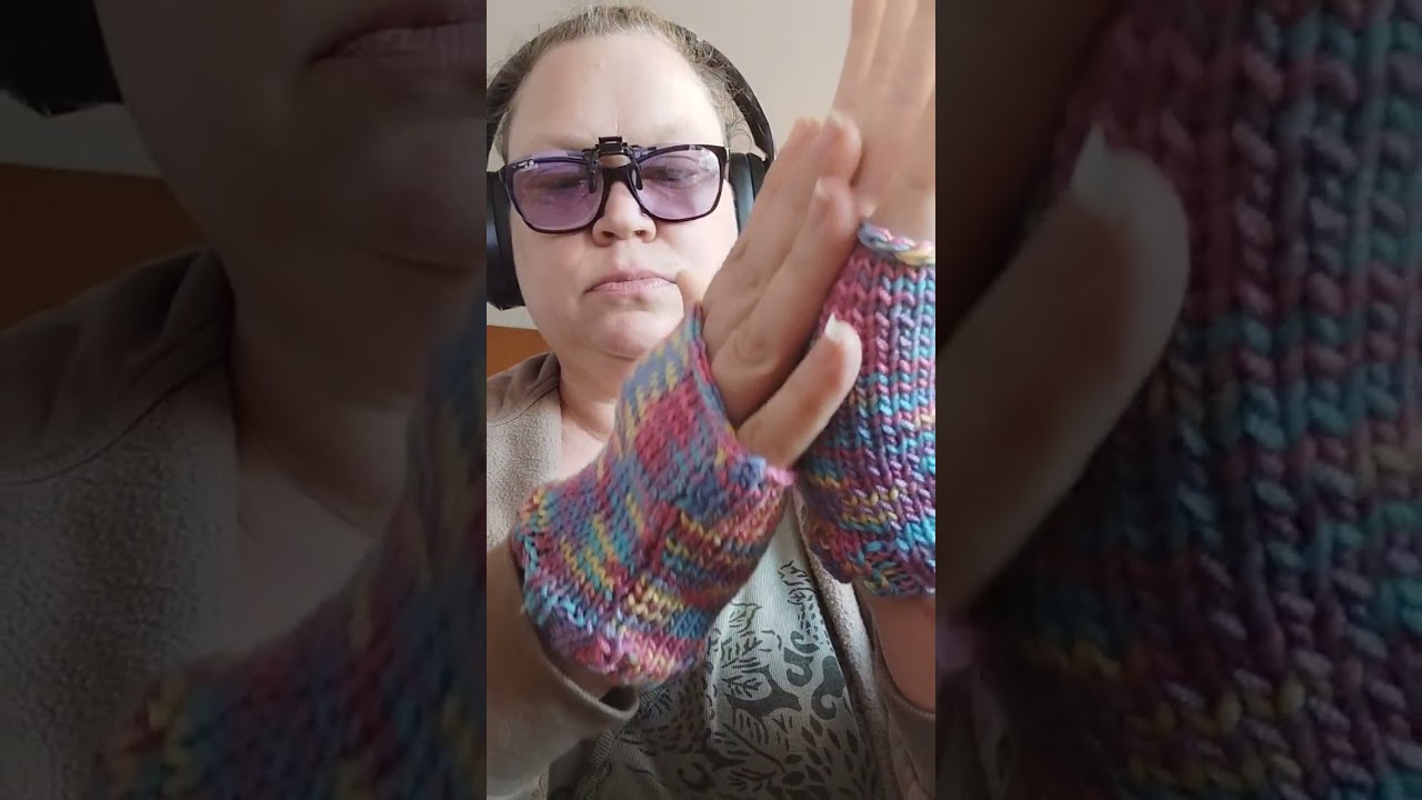 Reminder to give it a go & good knitting edge / crochet hack