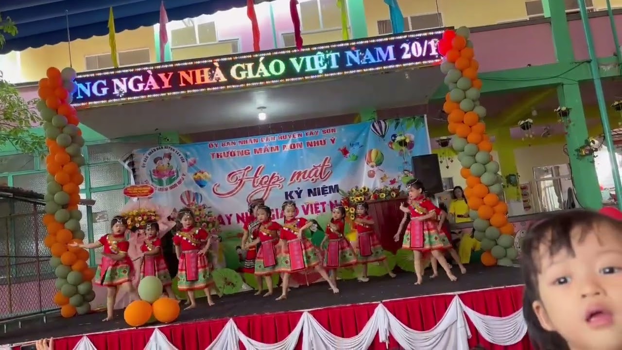 Múa của bé