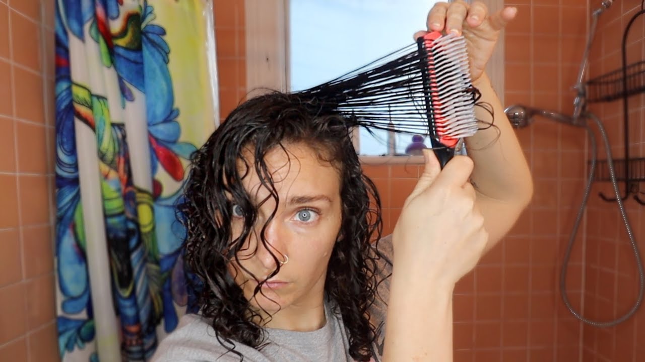 DENMAN BRUSH ON THIN WAVY CURLY HAIR    | Jannelle