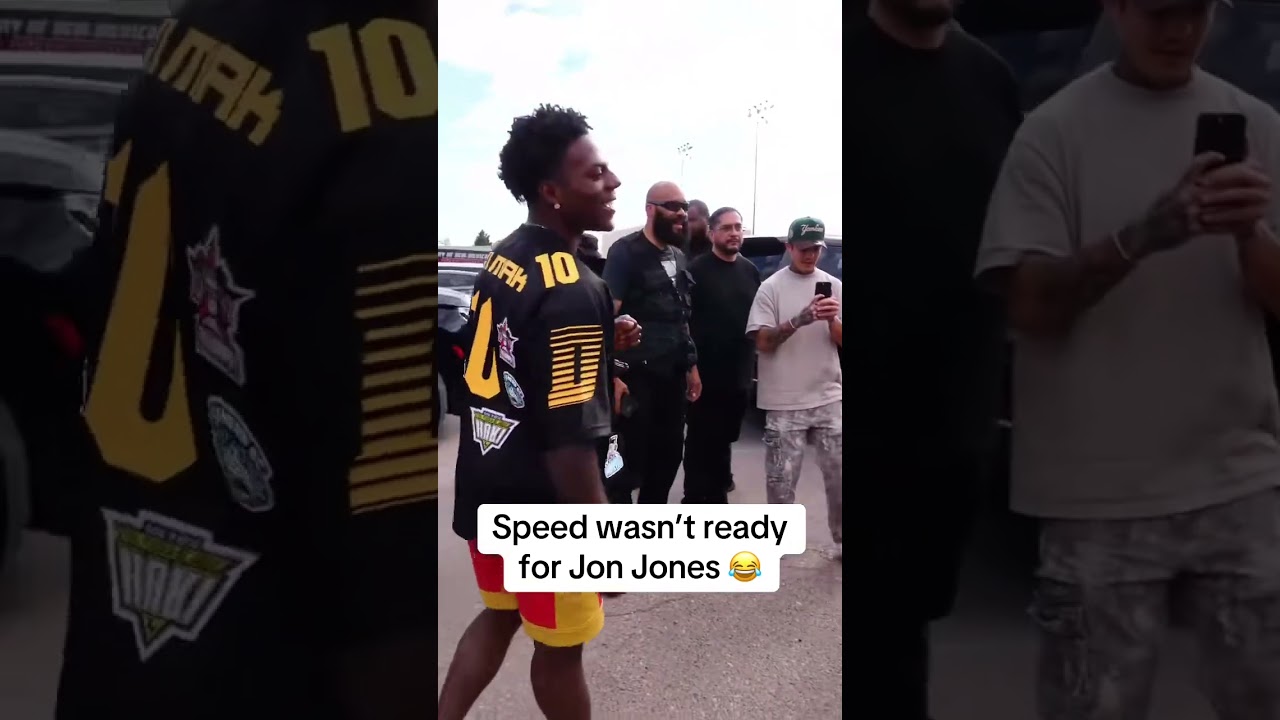 Speed vs. Jon Jones 👀 (via jonnybones/IG)