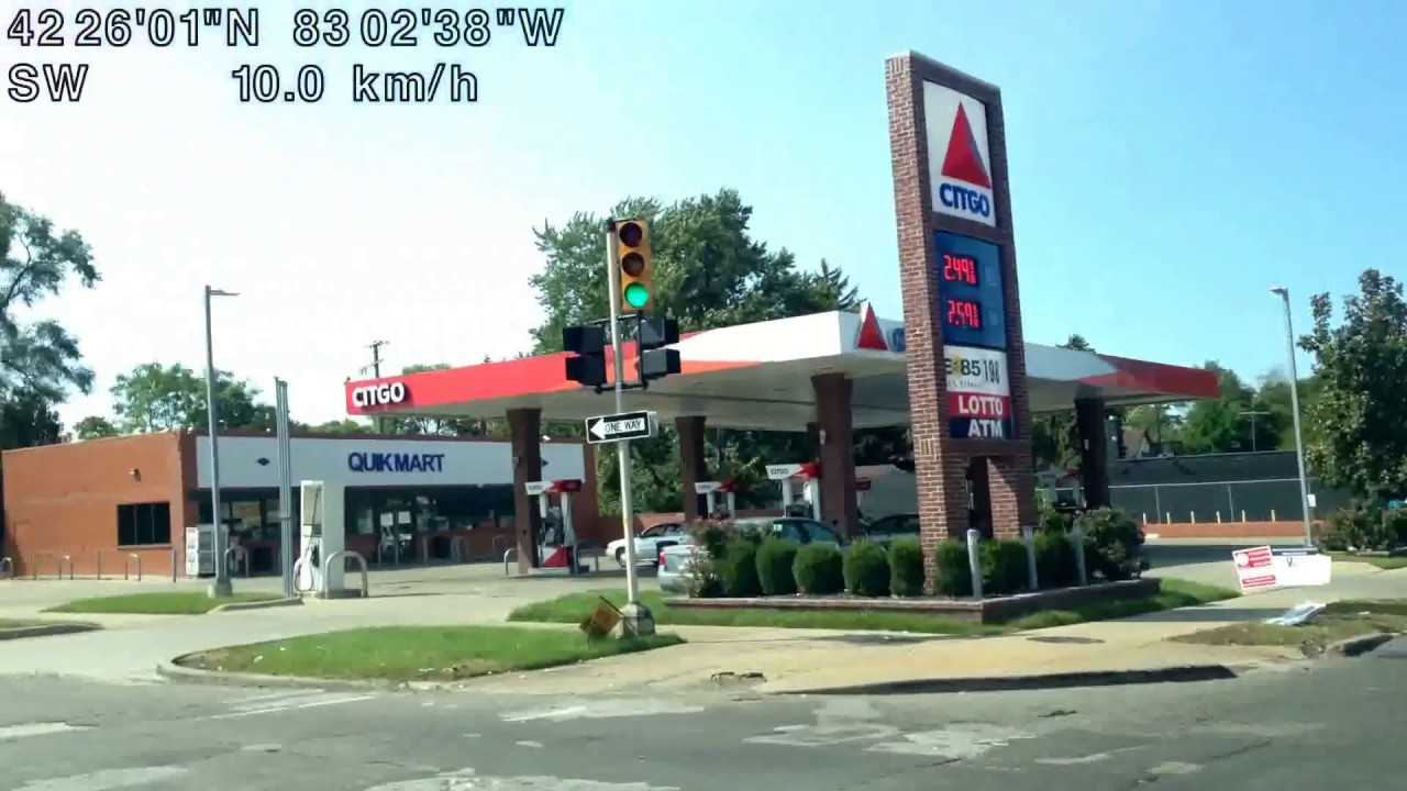 Driving from Fraser, Michigan to Hamtramck, Michigan