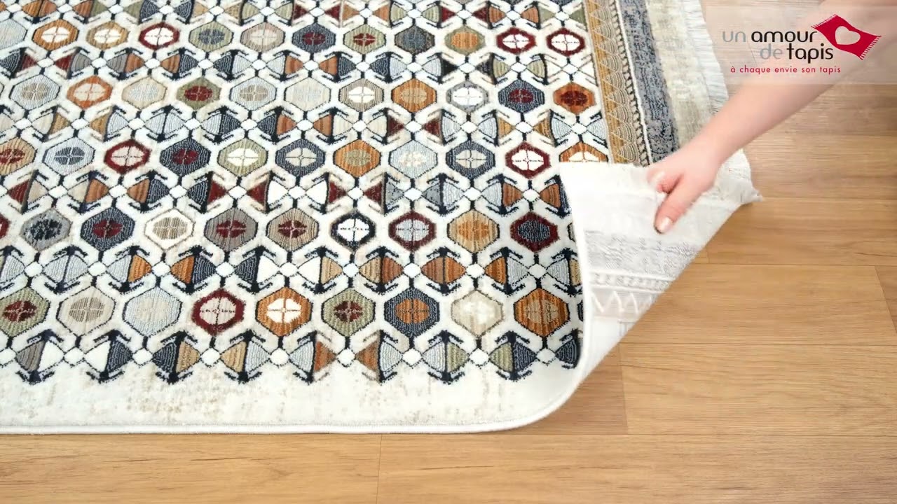Tapis salon GUZELLE A -UN AMOUR DE TAPIS