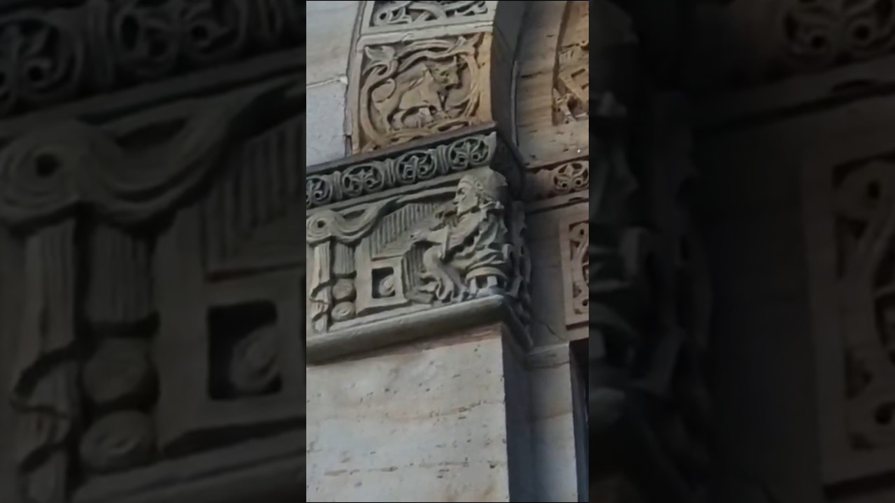 Это просто банк 🤔