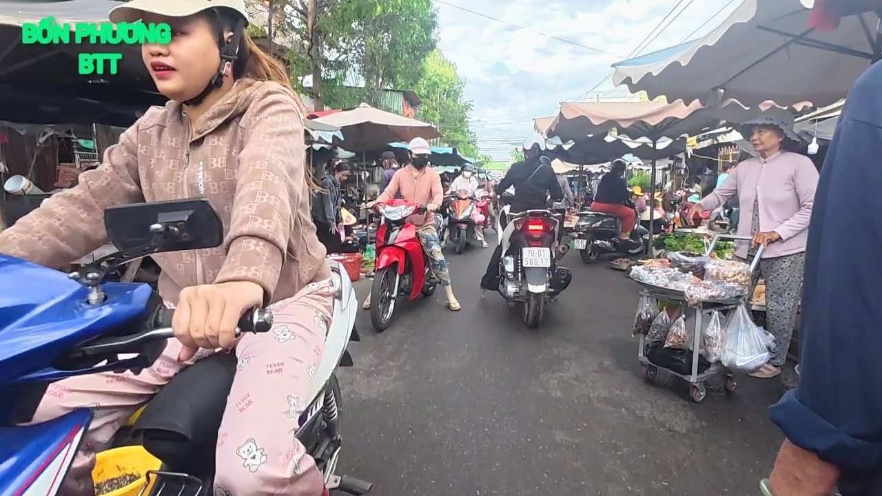 Khám Phá Chợ Tây Ninh & Đại Lộ 30/4 Những Ngày Cận Tết 