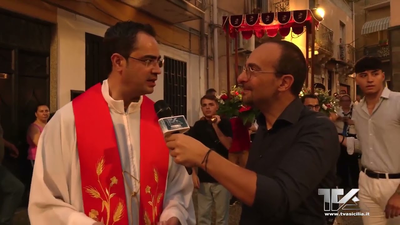 La processione della reliquia di S. Pietro, primo patrono di Adrano