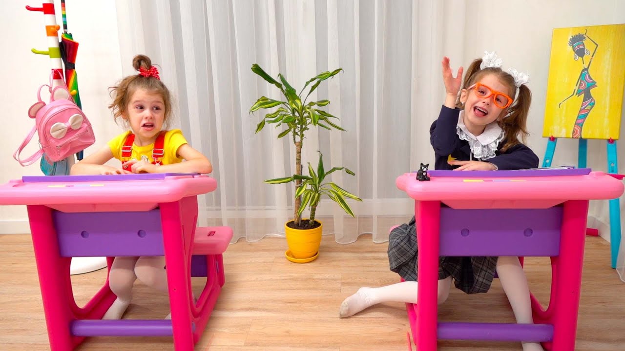 kids and her Back to School story 2.  Eva and her school day