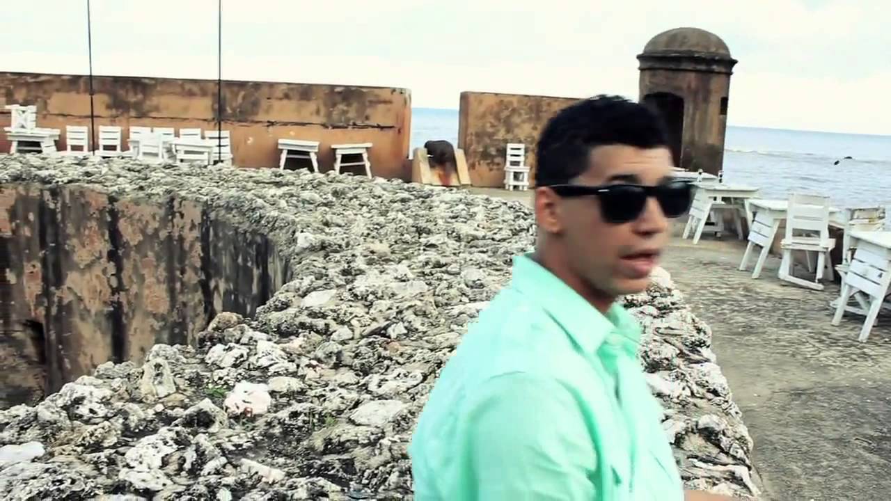 El Poeta Callejero El Deseo de Tenerte Video Official HD