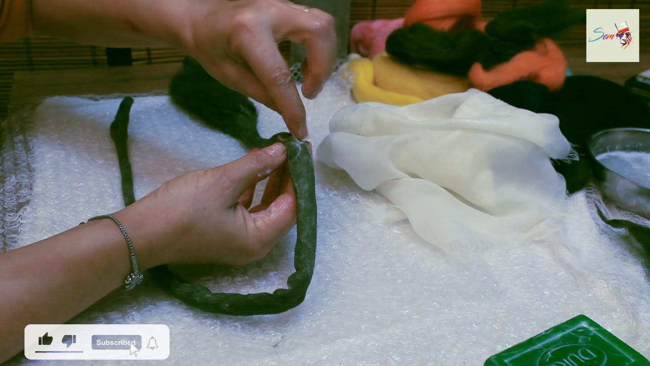 ISLAK KEÇE KOLYE YAPIMI / TÜM DETAYLARI İLE WET FELT