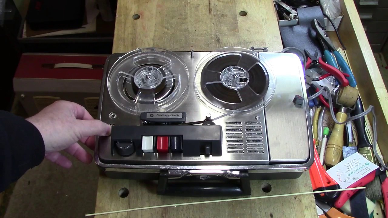 Speedy Secret Suitcase Tape Recorder! –  Vintage Mayfair JV-1 5-inch Reel to Reel Tape Recorder