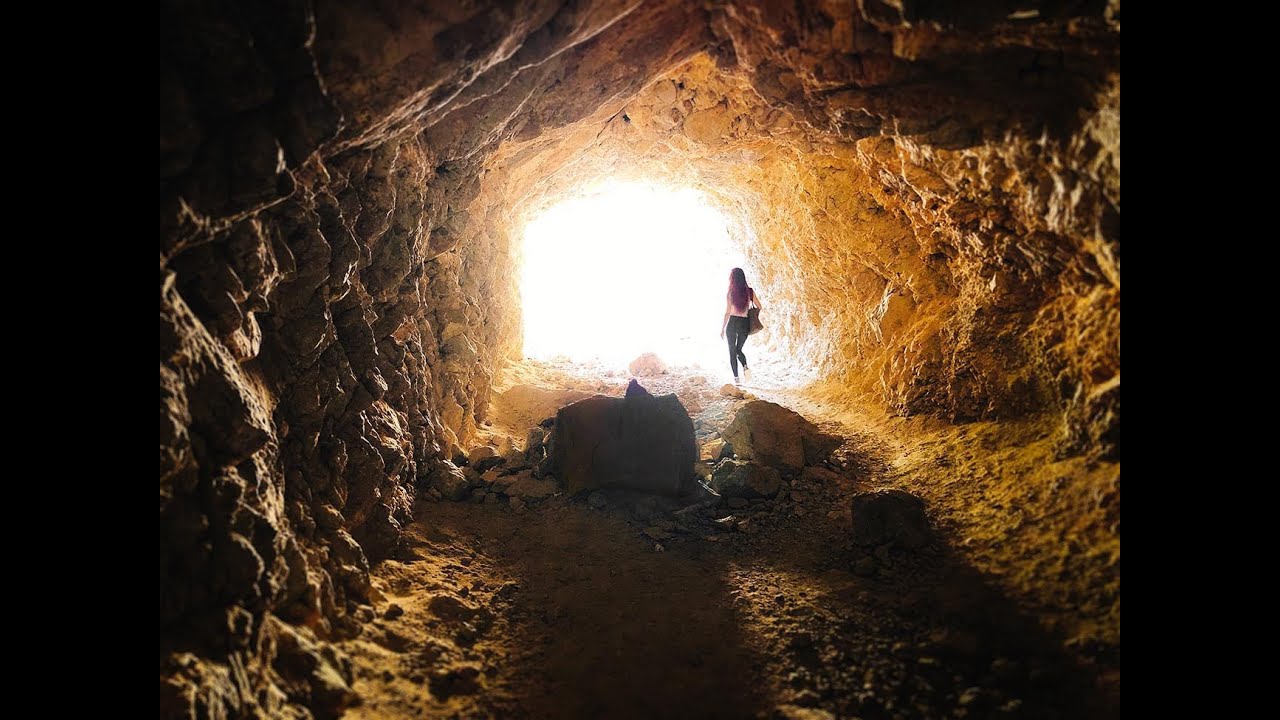 Secret spot - De geheime tunnel van Cala Blanca - Ibiza