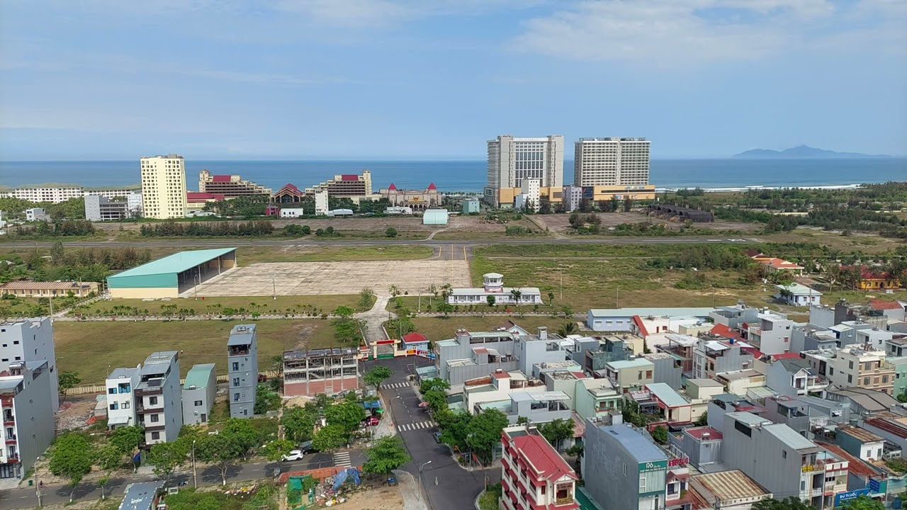 SÂN BAY NƯỚC MẶN NHÌN TỪ TRÊN CAO | ĐÀ NẴNG 13h42 NGÀY 5.3.2026(17.1.2026 ÂM LỊCH)