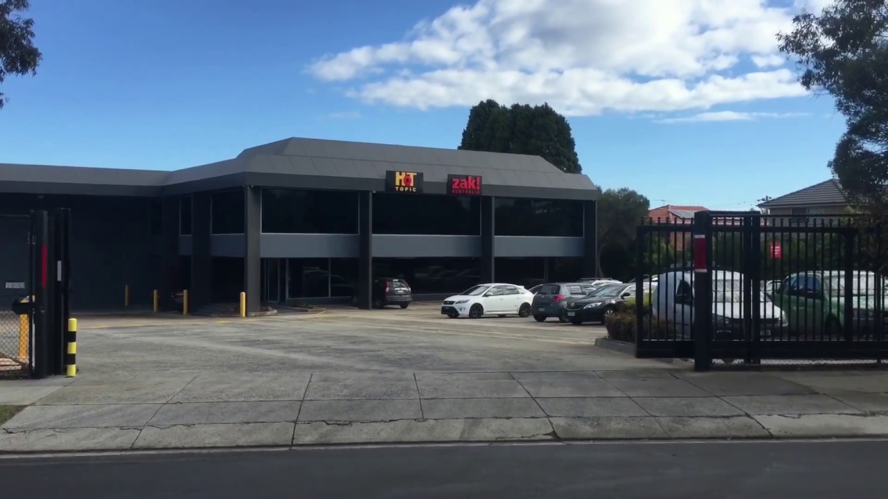 Cantilever Sliding Gate - Industrial - Powered Gates Australia