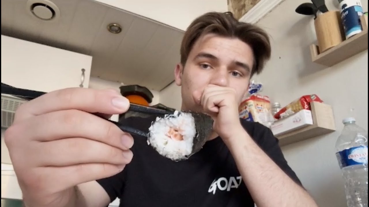 J'AI VOULU FAIRE DES SUSHIS SEUL...