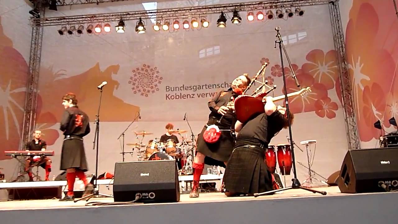 Red Hot Chilli Pipers - Hills of Argyll (Live 2011)