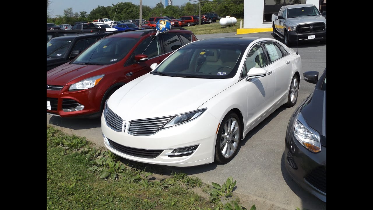 2014 Lincoln MKZ EcoBoost Start Up, Tour and Review