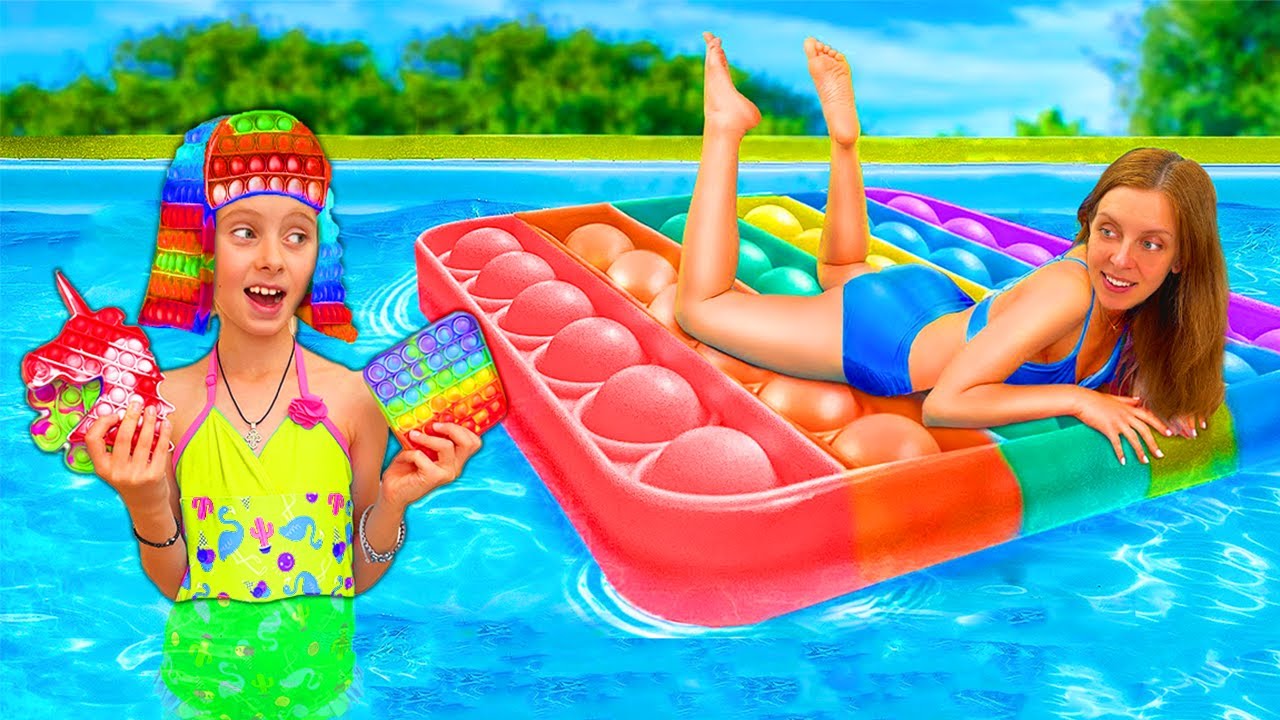 💥 Moduri de a furișa POP IT și DULCIURI la AQUAPARK 🌊 (Partea 5)