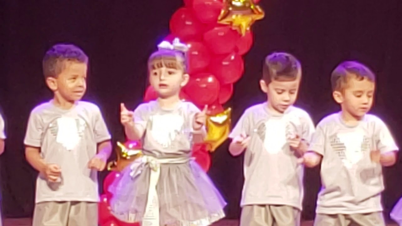 Apresentação dia das mães CEI Flor Criança 2019
