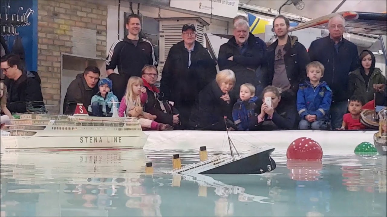 Oups, Titanic sjunker !!