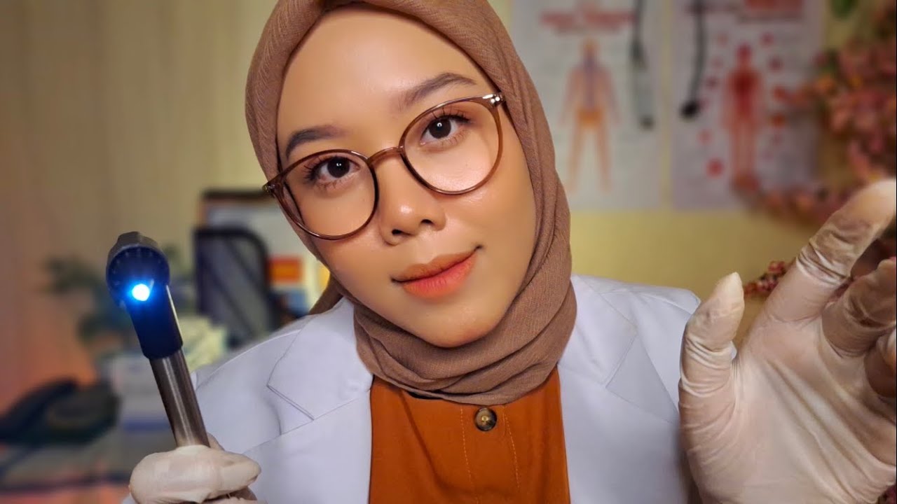 ASMR Dokter Gerbera Bersihkan Telingamu | Otoscope, Ear Exam, Ear Cleaning, Close-Up Whispers
