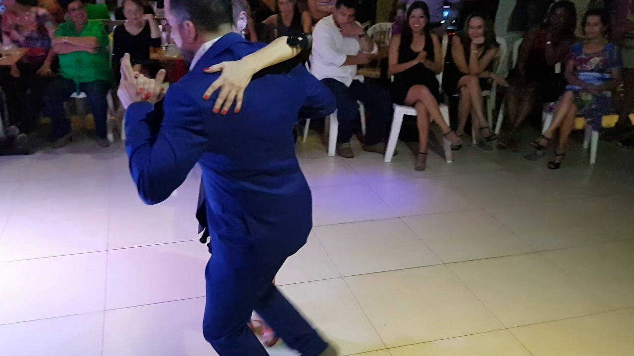 Tango Reliquias. Improvisación. Carlos Paredes y Aurora Lubiz. TangoBA Cali