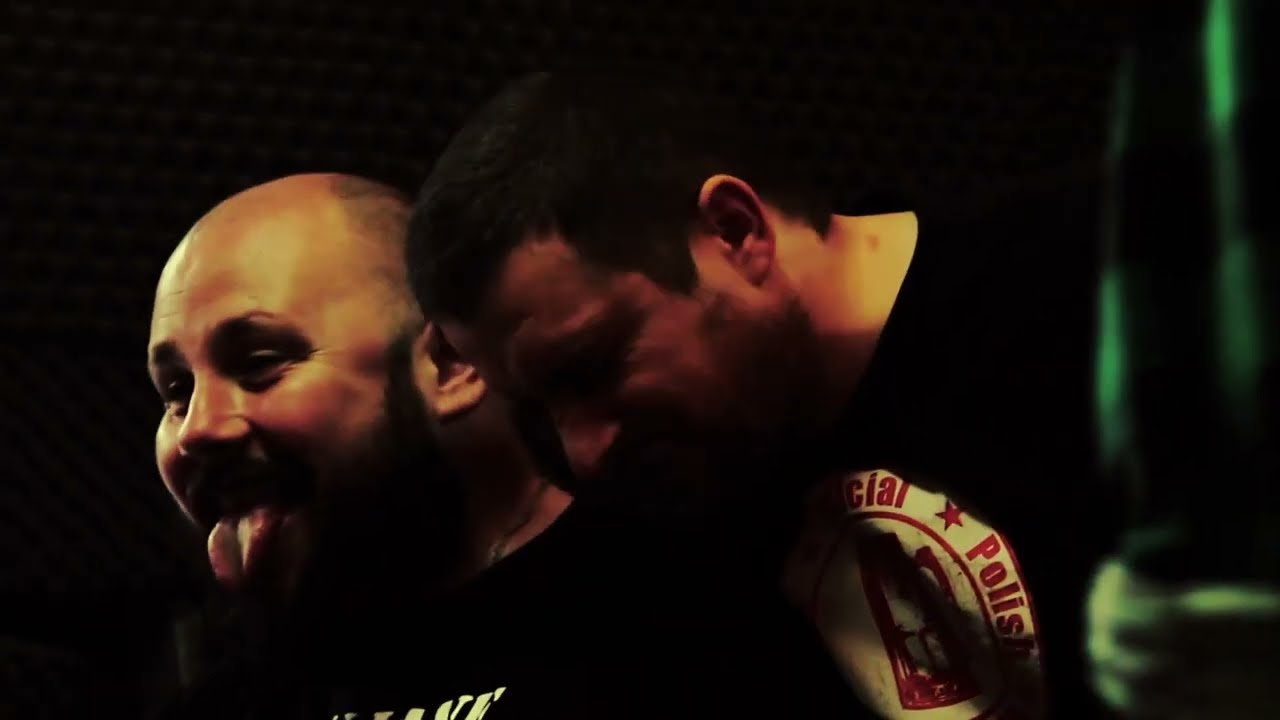 ROZBUJANE BETONIARY - Punx Hooligans