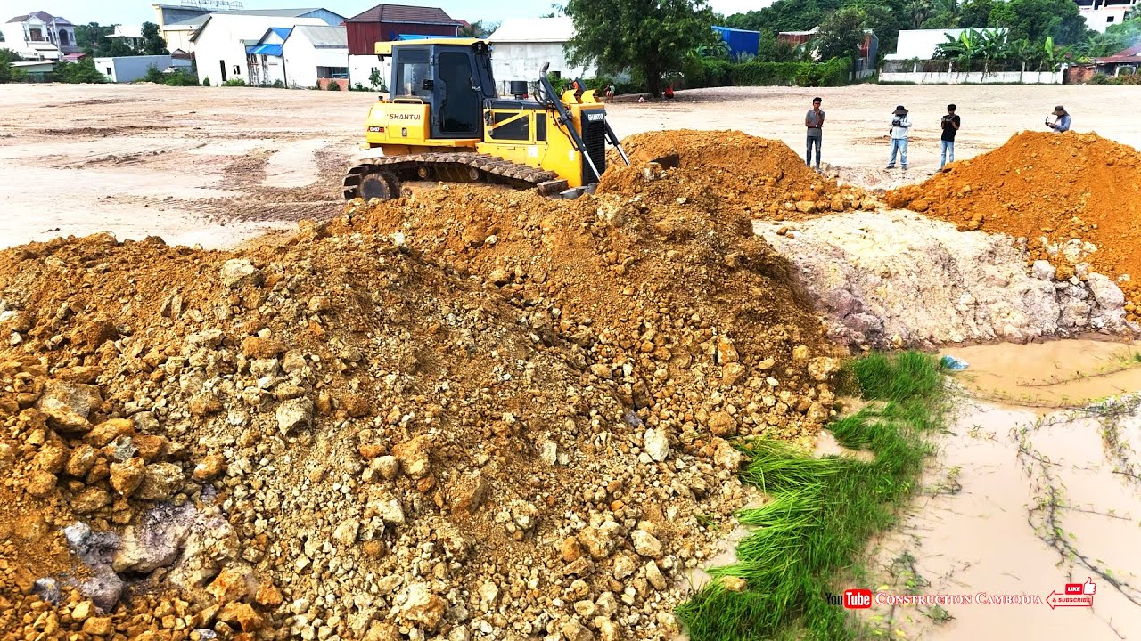 Skilled New Operation! Shantui DH17C2 Dozer Pushing Soil And 25.5 Ton Dump Truck Dumps to Fill Pond