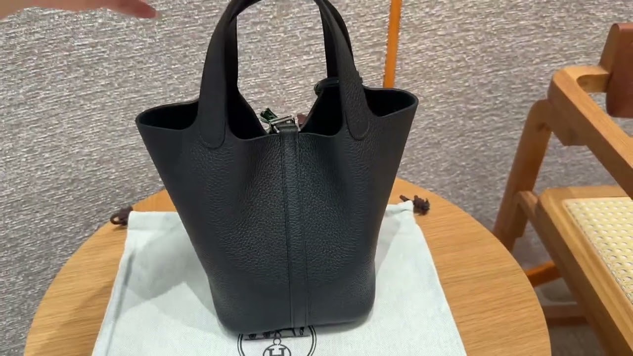 Designer handbag online store outlet #handbags #bags
