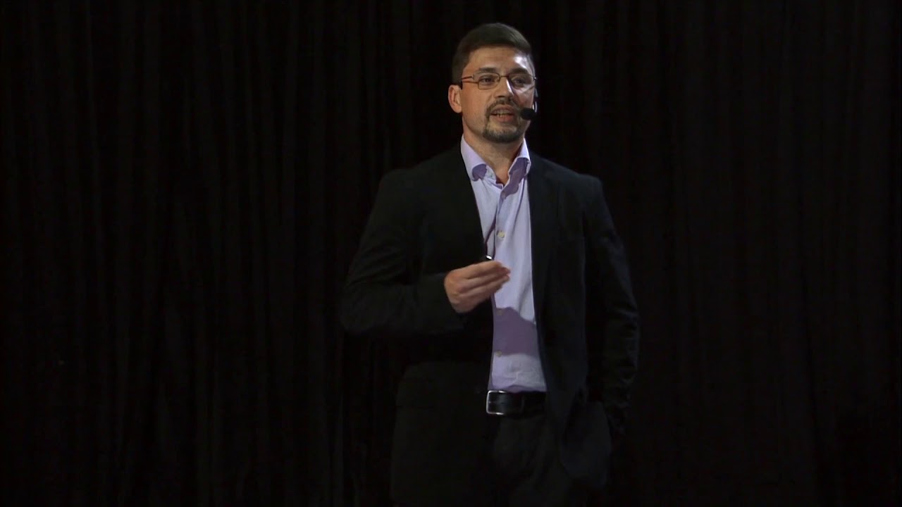 Lições de vida na oncologia.  | Daniel Brenner | TEDxCentroUniversitárioFAG