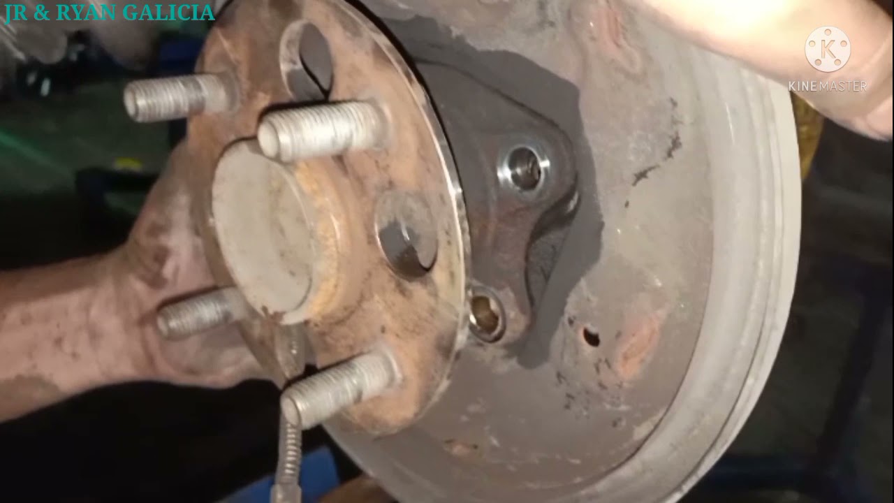 Wheel hub bearing & brake shoe replacement for Toyota vios @chiba