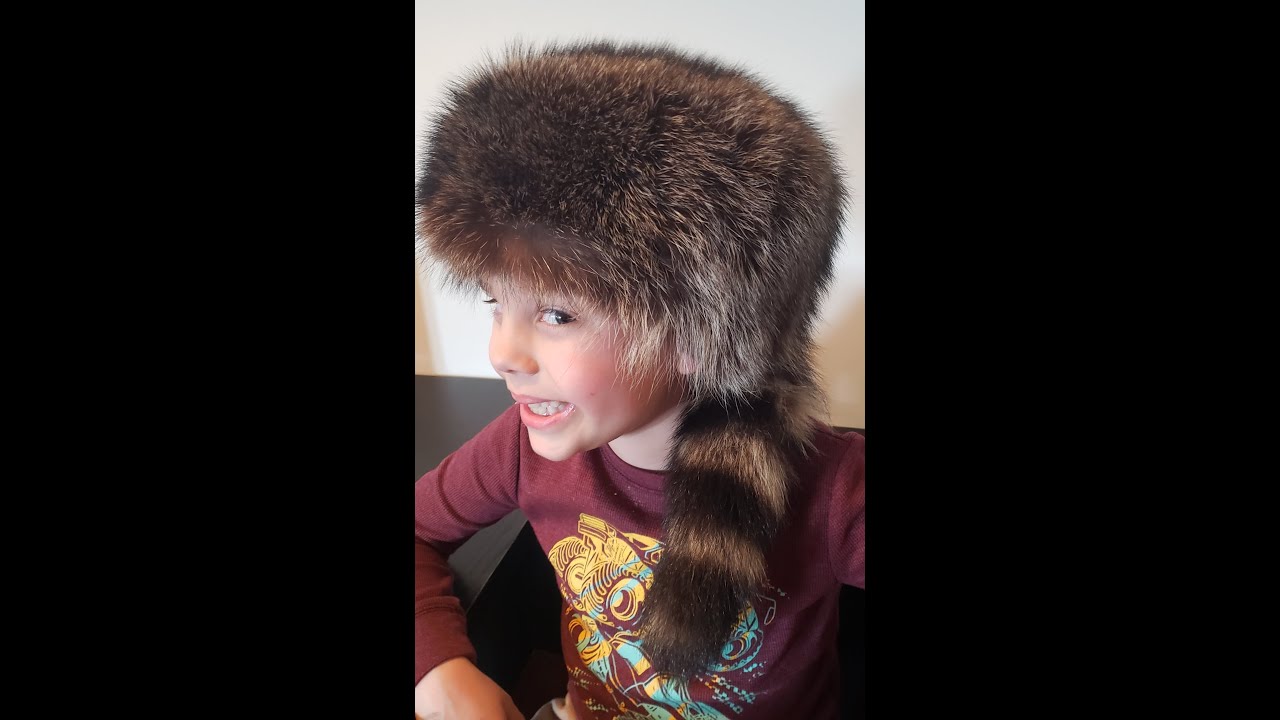  Raccoon  Hat  make your own fur hat, Davey Crockett, Daniel Boone 
