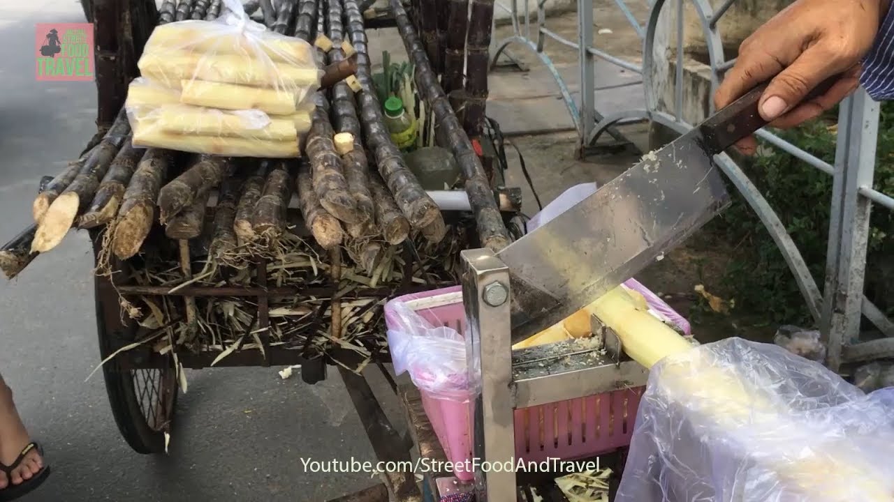 Street Food Vietnam 2018 - Fresh Sugar Cane Cutting Skill