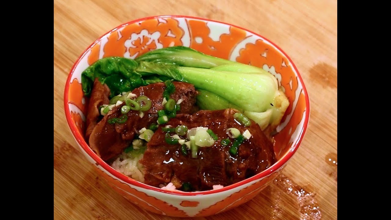 How to cook red braised Chinese pork tongue