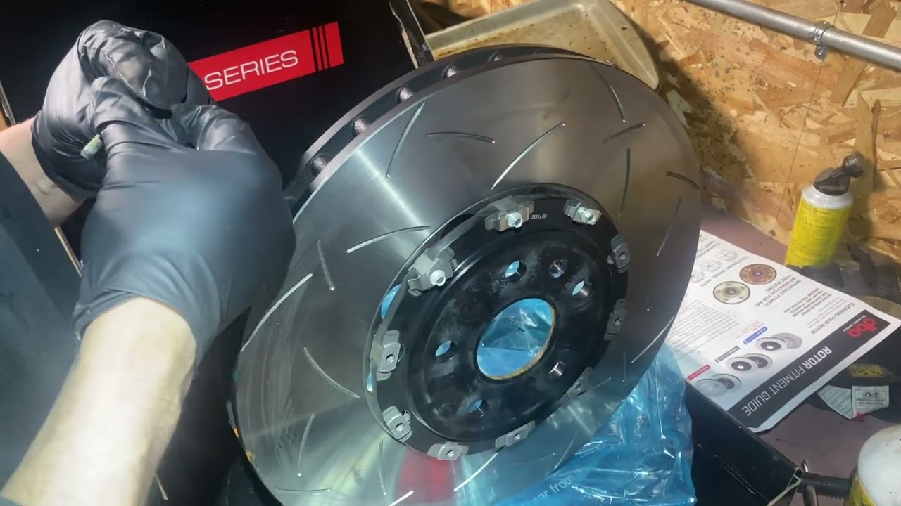 Top hat on DBA rotors (5000 series)