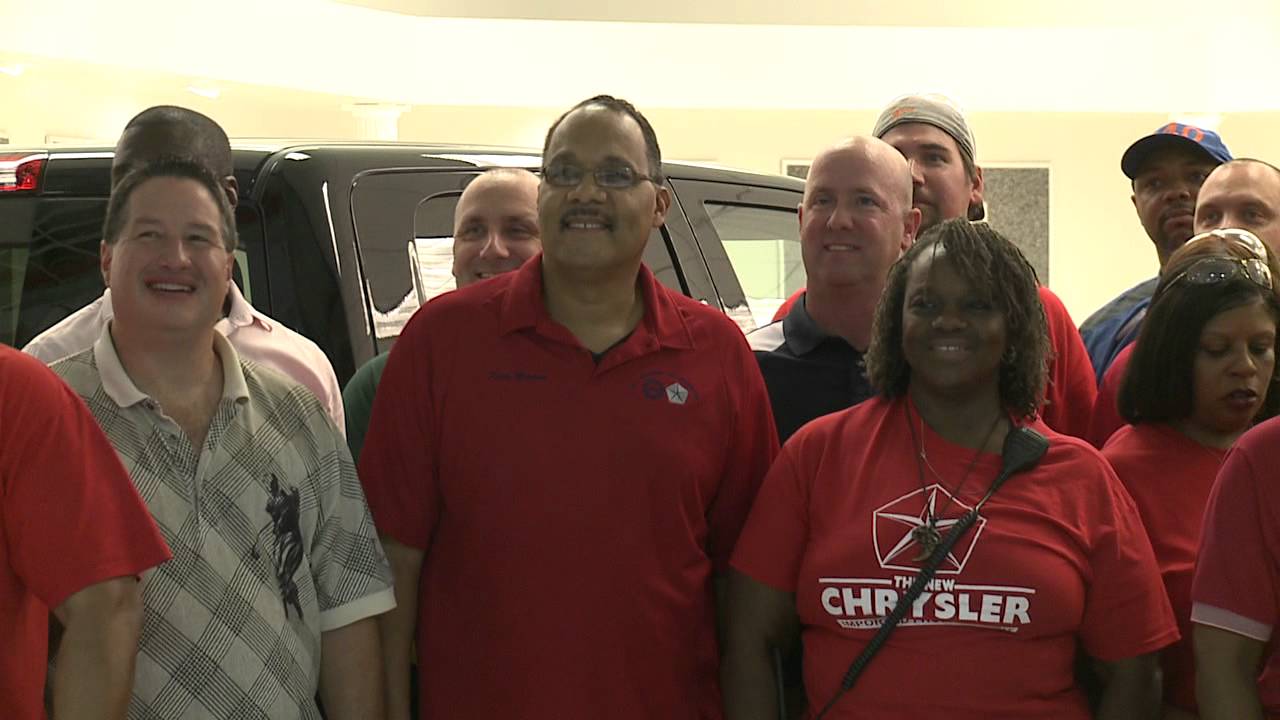 Chrysler Group LLC's Warren Truck Assembly Plant Food Drive