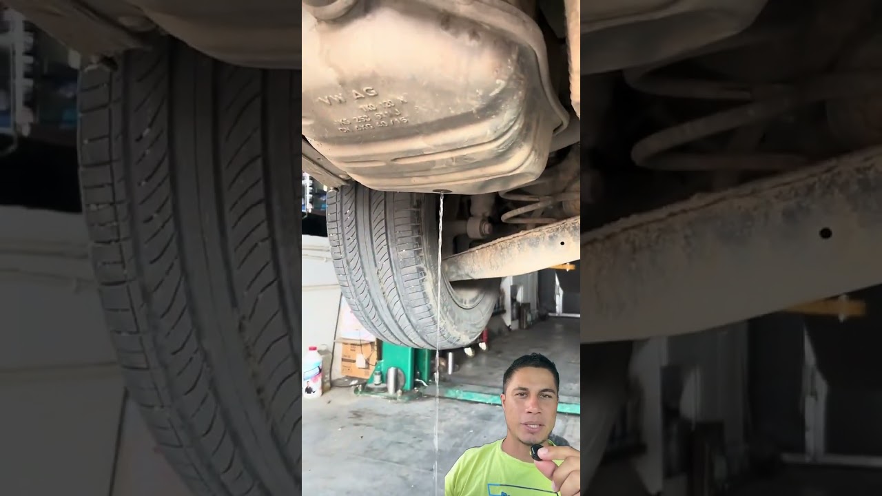 Parece ser bojo do escapamento que entrou &aacute;gua #carro #escapamento