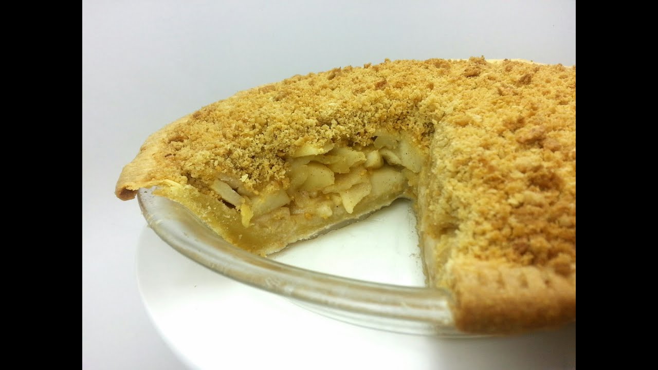 HOW TO MAKE AN APPLE CRUMBLE PIE