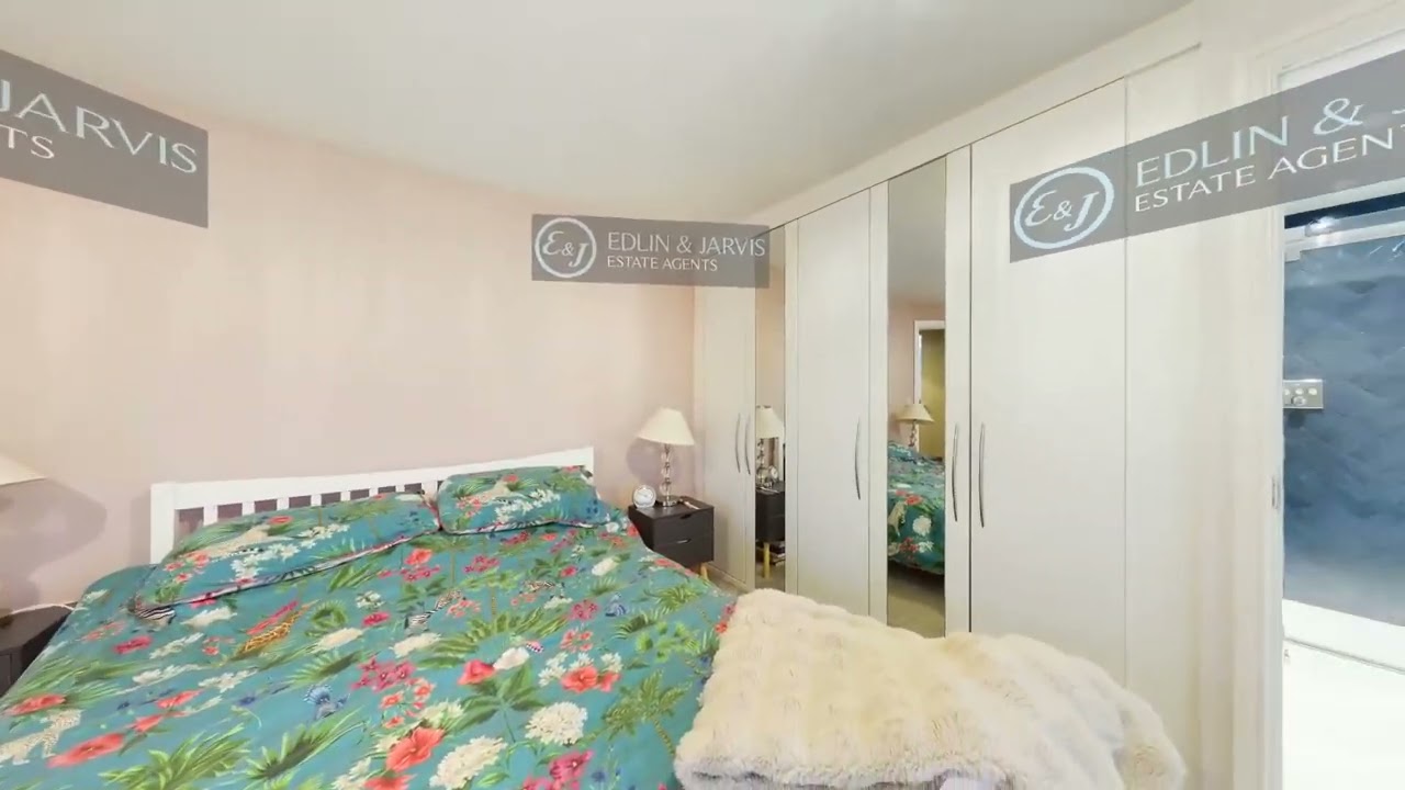 7 Blackblack Way, Witham St. Hughes
