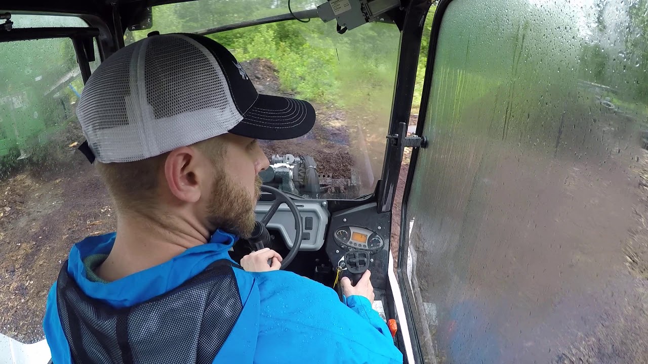 Bobcat's Self Articulating Loader Demo