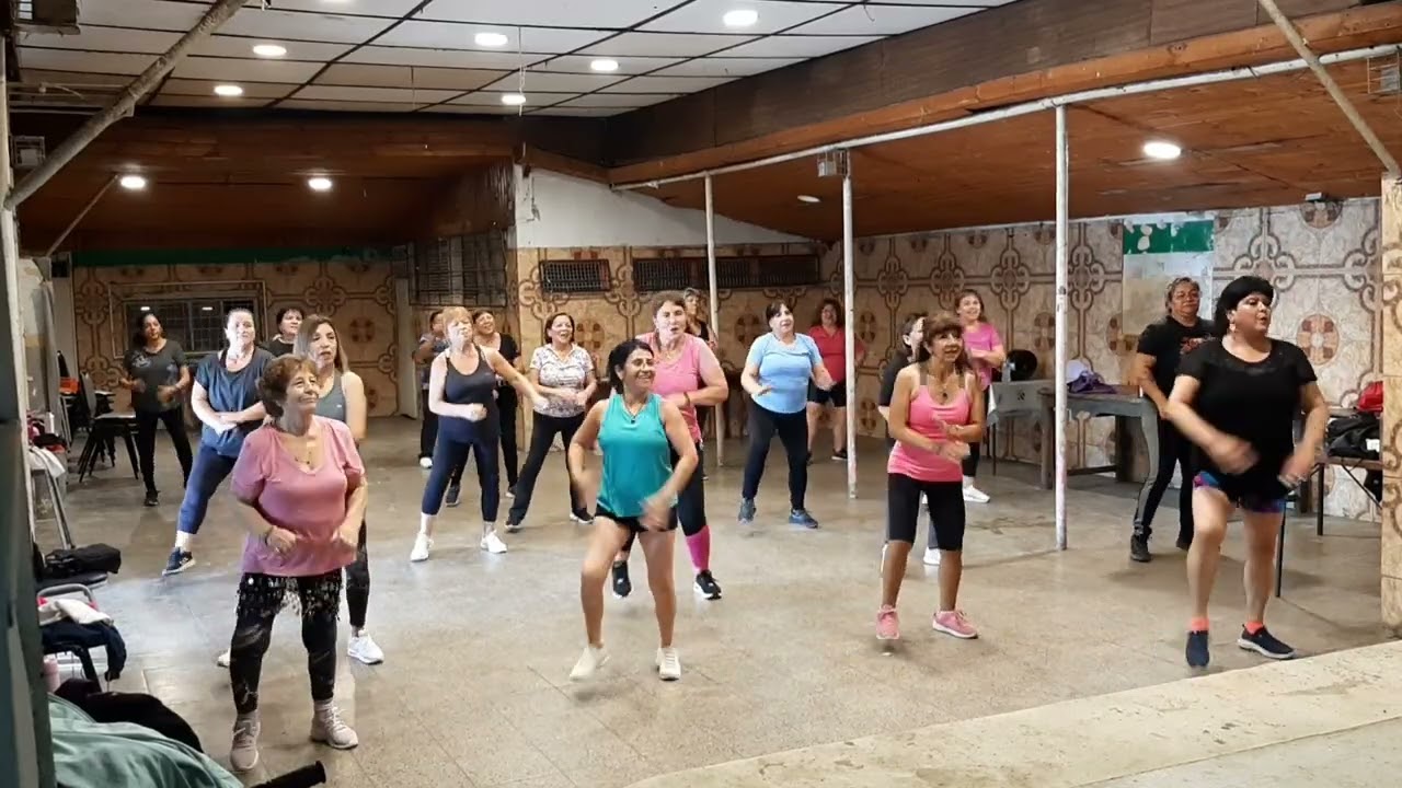 Baile entretenido 6 Lunes 2 de Marzo 2026 profesora Angela Sierra club los 120 lo Espejo