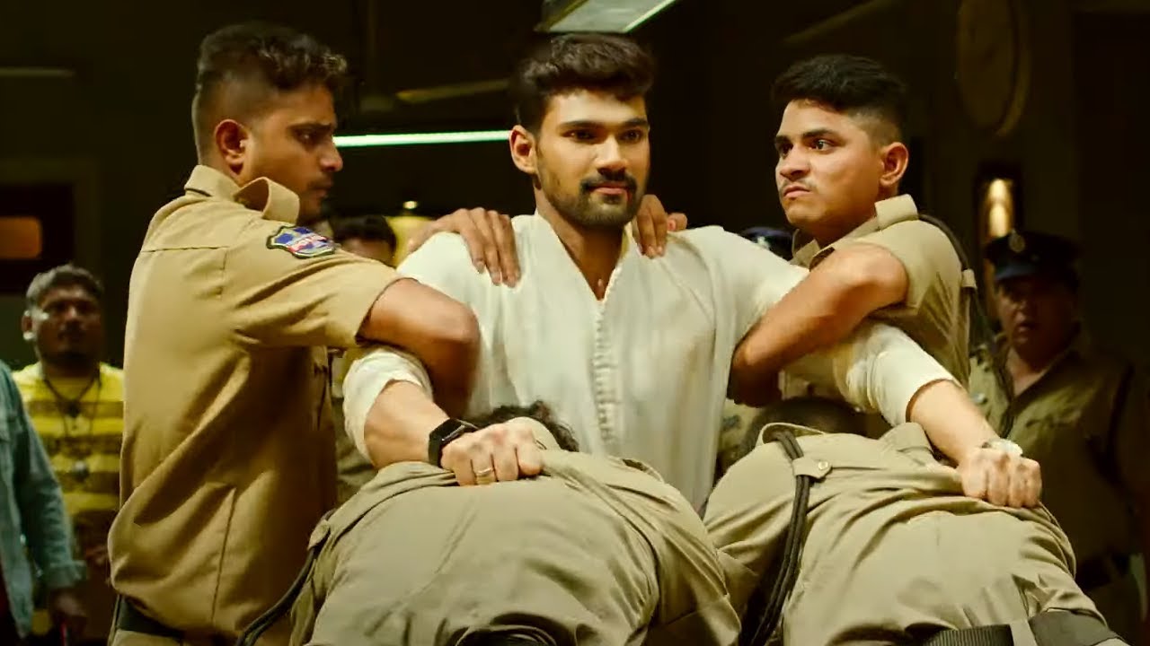 काजल पर खरोच आने पर देखिये बेल्लमकोंडा श्रीनिवास ने पुलिसवालो का क्या हाल किया | ज़बरदस्त एक्शन सीन